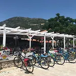 Riviera 4*