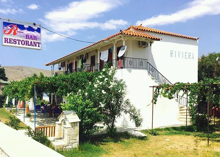 בית הארחה Riviera צ'פרו